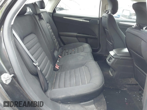 2014 Ford Fusion SE with VIN 1FA6P0H74E5392861, listed as a IAAI auction lot 42133099 with 130,373 mi miles. Bid and sale history available at carsss.com. Image 8.