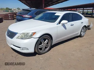 2009 Lexus LS 460 z VIN JTHBL46F195085819, wystawiony jako IAAI lot #42294228 z przebiegiem 140 328 mil mil oraz . Historia ofert i sprzedaży dostępna na DreamBid. Obrazek 2.