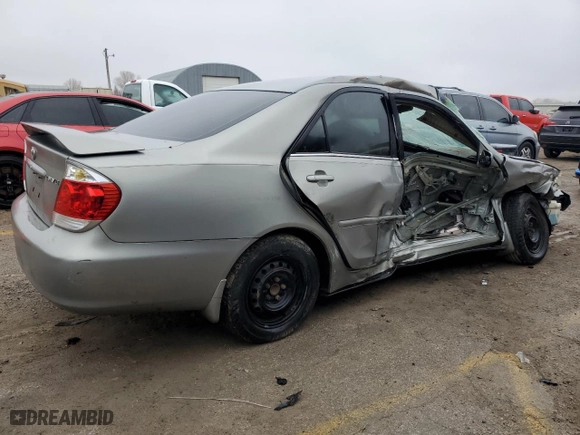 2006 Toyota Camry STD with VIN 4T1BE32K06U702195, listed as a Copart auction lot 43953885 with 0 mi miles and Salvage Title. Bid and sale history available at carsss.com. Image 3.