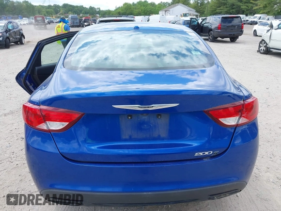 2015 Chrysler 200 S z VIN 1C3CCCBB7FN737149, wystawiony jako IAAI lot #42210692 z przebiegiem 83 214 mil mil oraz . Historia ofert i sprzedaży dostępna na DreamBid. Obrazek 16.