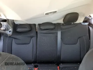 2021 Jeep Renegade Sport z VIN ZACNJCAB4MPM32480, wystawiony jako Copart lot #60702224 z przebiegiem 39 398 mil mil oraz Szkoda całkowita • Salvage title. Historia ofert i sprzedaży dostępna na DreamBid. Obrazek 10.