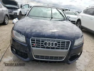 2010 Audi S5 Premium Plus z VIN WAUCGAFH5AN015591, wystawiony jako Copart lot #74314074 z przebiegiem Nie podano mil oraz Nie do naprawy. Historia ofert i sprzedaży dostępna na DreamBid. Obrazek 5.