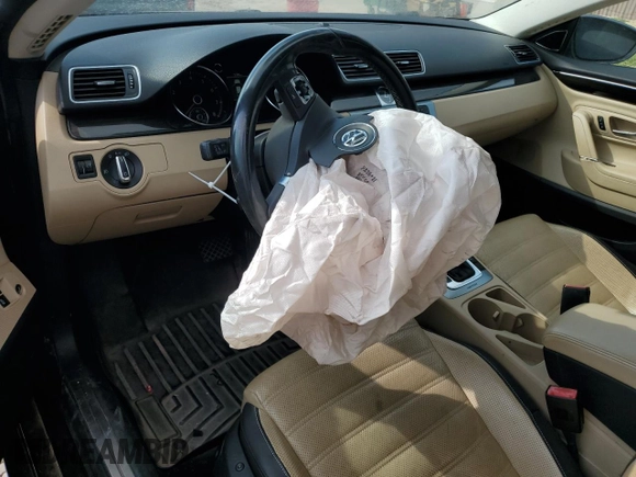 2014 Volkswagen CC VR6 Executive 4Motion with VIN WVWGU7AN9EE523145, listed as a Copart auction lot 71419134 with 94,547 mi miles and Salvage Title. Bid and sale history available at carsss.com. Image 8.