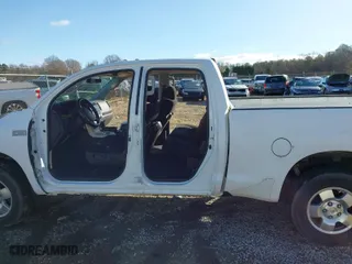 2007 Toyota Tundra SR5 with VIN 5TFRV54107X020677, listed as a IAAI auction lot 41732876 with 1 mi miles. Bid and sale history available at carsss.com. Image 14.