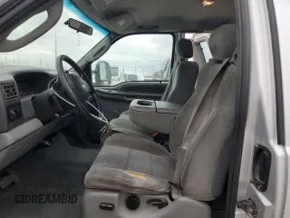 2003 Ford F-250 XL с VIN 1FTNX21PX3EC18902, выставлен на аукционе Copart как лот 50737325 с пробегом Не указан миль и Списание • Salvage title. История ставок и продаж доступна на DreamBid. Изображение 7.