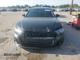 2023 Audi S8 z VIN WAULSAF84PN014570, wystawiony jako Copart lot #66176284 z przebiegiem 6 149 mil mil oraz Szkoda całkowita • Salvage title. Historia ofert i sprzedaży dostępna na DreamBid. Obrazek 5.
