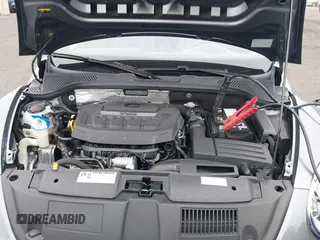 2018 Volkswagen Beetle S z VIN 3VW5DAAT3JM506023, wystawiony jako IAAI lot #42414886 z przebiegiem 33 424 mil mil oraz . Historia ofert i sprzedaży dostępna na DreamBid. Obrazek 10.