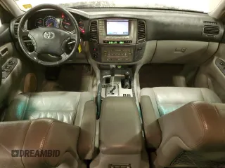 2005 Toyota Land Cruiser with VIN JTEHT05J252068819, listed as a Copart auction lot 88263445 with 210,517 mi miles and Clean Title. Bid and sale history available at carsss.com. Image 8.