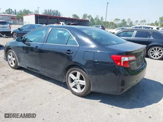 2014 Toyota Camry L with VIN 4T1BF1FK6EU467408, listed as a IAAI auction lot 41835997 with 192,335 mi miles. Bid and sale history available at carsss.com. Image 3.