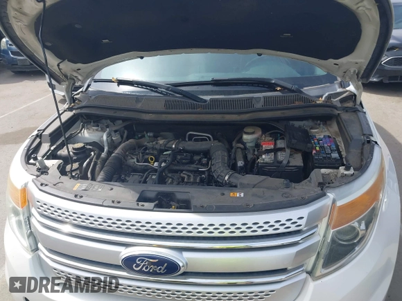 2013 Ford Explorer XLT with VIN 1FM5K7D93DGC81320, listed as a IAAI auction lot 42160748 with 196,740 mi miles and . Bid and sale history available at carsss.com. Image 10.