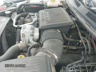 2004 Jeep Grand Cherokee Laredo z VIN 1J4GW48N04C399625, wystawiony jako IAAI lot #43271892 z przebiegiem 52 543 mil mil oraz . Historia ofert i sprzedaży dostępna na DreamBid. Obrazek 13.