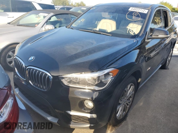 2018 BMW X1 xDrive28i with VIN WBXHT3C37J5K27694, listed as a Copart auction lot 64022772 with 59,413 mi miles. Bid and sale history available at carsss.com. Image 2.