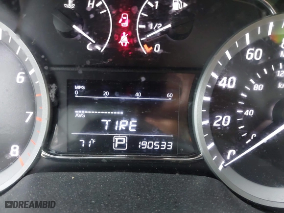 2015 Nissan Sentra S with VIN 3N1AB7AP6FY253151, listed as a IAAI auction lot 41505469 with 190,533 mi miles. Bid and sale history available at carsss.com. Image 7.