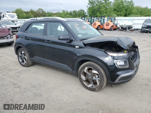 2023 Hyundai Venue SEL с VIN KMHRC8A3XPU268042, выставлен на аукционе Copart как лот 57359425 с пробегом 15 076 миль миль и Списание • Salvage title. История ставок и продаж доступна на DreamBid. Изображение 4.