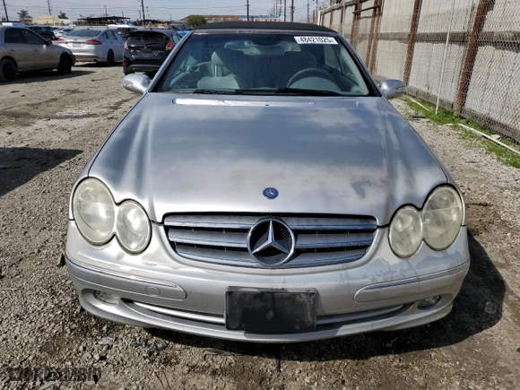 2004 Mercedes-Benz CLK-Class Cabriolet 3.2L with VIN WDBTK65G24T032144, listed as a Copart auction lot 48421025 with 157,180 mi miles and Salvage Title. Bid and sale history available at carsss.com. Image 5.