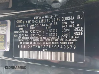 2014 Kia Sorento SX with VIN 5XYKW4A76EG549679, listed as a IAAI auction lot 41916294 with 146,566 mi miles. Bid and sale history available at carsss.com. Image 9.