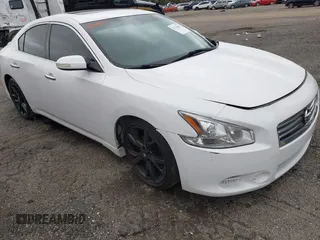 2014 Nissan Maxima 3.5 S with VIN 1N4AA5AP8EC437198, listed as a IAAI auction lot 41720946 with 157,920 mi miles. Bid and sale history available at carsss.com. Image 1.