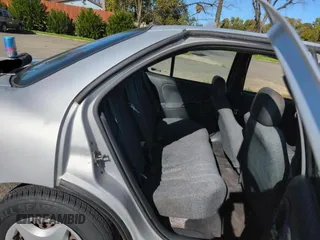 2005 Chevrolet Cavalier with VIN 1G1JC52F857147488, listed as a Copart auction lot 44445435 with 198,120 mi miles and Clean Title. Bid and sale history available at DreamBid. Image 6.
