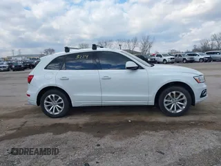 2016 Audi Q5 Premium Plus with VIN WA1L2AFPXGA136183, listed as a IAAI auction lot 41898224 with 117,640 mi miles. Bid and sale history available at carsss.com. Image 13.