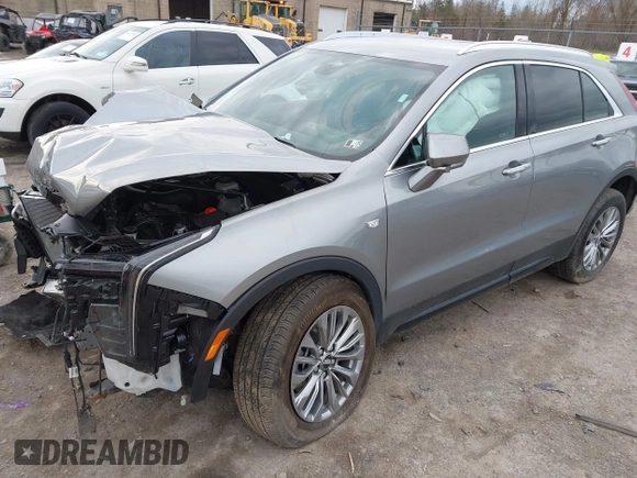 2025 Cadillac XT4 AWD Premium Luxury with VIN 1GYFZDR41SF131347, listed as a IAAI auction lot 42198131 with 9,416 mi miles and . Bid and sale history available at carsss.com. Image 2.