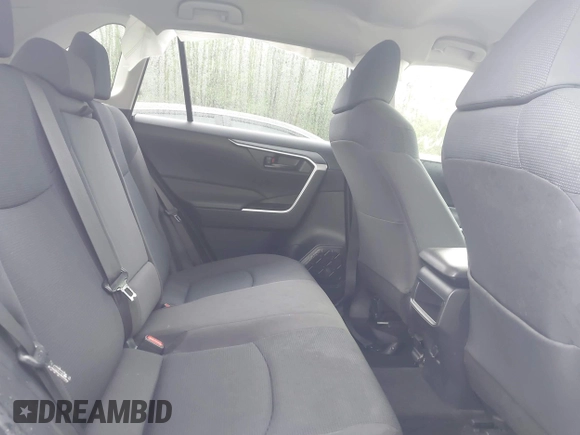 2019 Toyota RAV4 LE with VIN JTMG1RFV6KD508259, listed as a IAAI auction lot 41984772 with 101,606 mi miles. Bid and sale history available at carsss.com. Image 8.