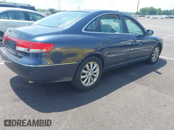 2006 Hyundai Azera SE with VIN KMHFC46F26A046738, listed as a IAAI auction lot 42715976 with 270,959 mi miles and . Bid and sale history available at DreamBid. Image 4.