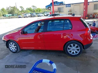 2009 Volkswagen Rabbit S with VIN WVWDA71KX9W142227, listed as a IAAI auction lot 41660811 with 47,108 mi miles. Bid and sale history available at carsss.com. Image 15.