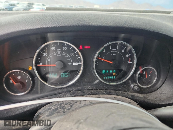 2012 Jeep Wrangler Unlimited Call of Duty MW3 z VIN 1C4BJWFG4CL242211, wystawiony jako Copart lot #59774555 z przebiegiem 117 463 mil mil oraz Szkoda całkowita • Salvage title. Historia ofert i sprzedaży dostępna na DreamBid. Obrazek 9.