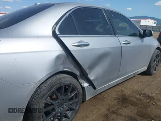 2005 Acura TSX с VIN JH4CL968X5C018242, выставлен на аукционе IAAI как лот 42507966 с пробегом 257 938 миль миль и . История ставок и продаж доступна на DreamBid. Изображение 6.