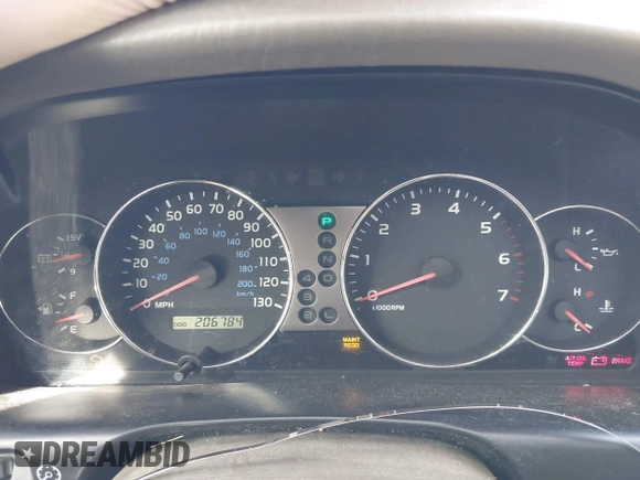2004 Toyota Land Cruiser with VIN JTEHT05J942054673, listed as a IAAI auction lot 42112791 with 206,784 mi miles. Bid and sale history available at carsss.com. Image 7.