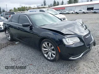 2018 Chrysler 300 Touring with VIN 2C3CCAAG0JH211402, listed as a IAAI auction lot 42081869 with 45,235 mi miles. Bid and sale history available at carsss.com. Image 1.