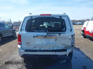 2013 Honda Pilot Touring with VIN 5FNYF3H9XDB006353, listed as a IAAI auction lot 41826557 with 174,552 mi miles and . Bid and sale history available at DreamBid. Image 17.