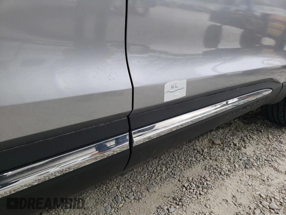 2020 Ford Explorer XLT z VIN 1FMSK8DH4LGC58191, wystawiony jako Copart lot #53809075 z przebiegiem 68 784 mil mil oraz Szkoda całkowita • Salvage title. Historia ofert i sprzedaży dostępna na DreamBid. Obrazek 13.