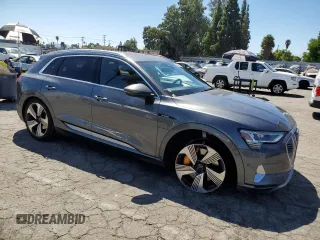 2019 Audi e-tron Prestige with VIN WA1VAAGE8KB007872, listed as a Copart auction lot 66012863 with 37,542 mi miles. Bid and sale history available at carsss.com. Image 4.