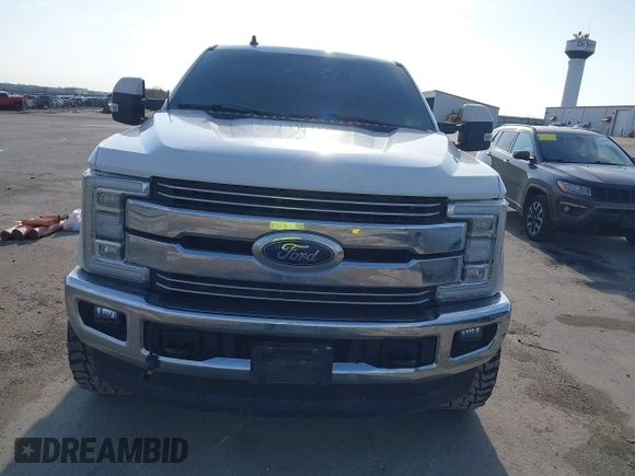 2019 Ford F-250 XL with VIN 1FT7W2BT2KEC22660, listed as a IAAI auction lot 42000100 with 25,569 mi miles and . Bid and sale history available at DreamBid. Image 12.