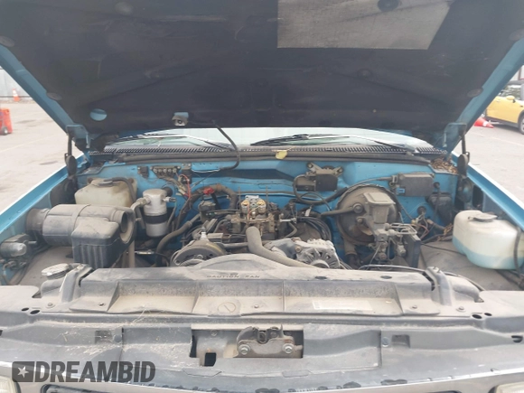 1993 GMC Sierra 1500 with VIN 1GTGC29N2PE564309, listed as a IAAI auction lot 40854317 with 112,341 mi miles and . Bid and sale history available at DreamBid. Image 10.