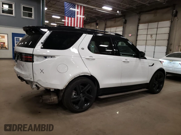 2023 Land Rover Discovery with VIN SALRT2EX6P2473537, listed as a Copart auction lot 84108644 with 32,251 mi miles and Non Repairable. Bid and sale history available at DreamBid. Image 3.