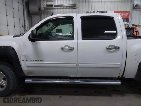 2009 Chevrolet Silverado 1500 LT with VIN 3GCEK23MX9G276690, listed as a IAAI auction lot 41566596 with 184,383 mi miles and . Bid and sale history available at DreamBid. Image 15.