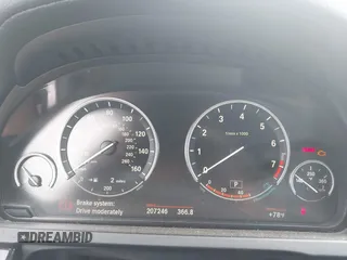 2011 BMW 7 Series 750i xDrive с VIN WBAKC6C54BC394675, выставлен на аукционе IAAI как лот 42394276 с пробегом 207 246 миль миль и . История ставок и продаж доступна на DreamBid. Изображение 7.