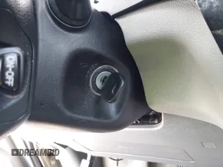 2018 Toyota Sienna LE Auto Access Seat with VIN 5TDKZ3DC2JS915905, listed as a IAAI auction lot 42027300 with 174,770 mi miles. Bid and sale history available at carsss.com. Image 11.
