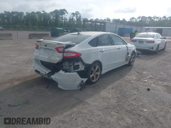 2013 Ford Fusion SE with VIN 3FA6P0HR5DR153526, listed as a IAAI auction lot 42467279 with 164,673 mi miles and . Bid and sale history available at DreamBid. Image 4.