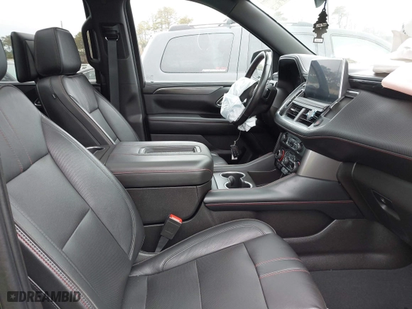 2021 Chevrolet Tahoe RST with VIN 1GNSKRKD8MR336351, listed as a IAAI auction lot 41639553 with 35,310 mi miles. Bid and sale history available at carsss.com. Image 5.