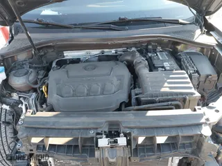 2019 Volkswagen Tiguan S with VIN 3VV0B7AX1KM059932, listed as a IAAI auction lot 41757859 with 76,522 mi miles. Bid and sale history available at carsss.com. Image 10.