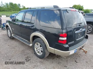 2006 Ford Explorer Eddie Bauer z VIN 1FMEU74806UA38750, wystawiony jako IAAI lot #42684165 z przebiegiem 140 550 mil mil oraz . Historia ofert i sprzedaży dostępna na DreamBid. Obrazek 3.