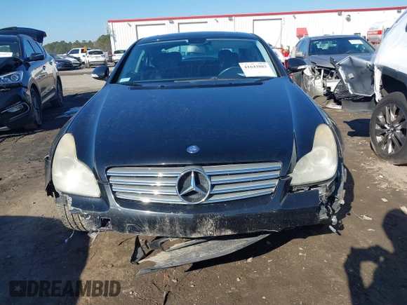 2007 Mercedes-Benz CLS-Class 5.5L with VIN WDDDJ72X47A101635, listed as a IAAI auction lot 41643883 with 179,543 mi miles. Bid and sale history available at carsss.com. Image 12.