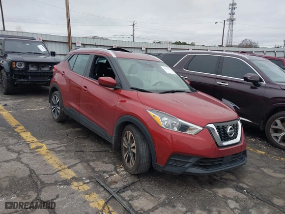 2020 Nissan Kicks SV with VIN 3N1CP5CV5LL571121, listed as a IAAI auction lot 41247291 with 46,751 mi miles. Bid and sale history available at carsss.com. Image 1.