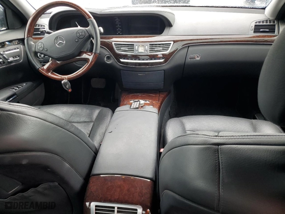 2013 Mercedes-Benz S-Class S 550 with VIN WDDNG7DB3DA527588, listed as a Copart auction lot 52543795 with 92,417 mi miles and Clean Title. Bid and sale history available at carsss.com. Image 8.