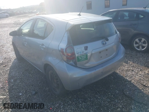 2014 Toyota Prius One z VIN JTDKDTB31E1563677, wystawiony jako IAAI lot #42134898 z przebiegiem 233 201 mil mil oraz . Historia ofert i sprzedaży dostępna na DreamBid. Obrazek 3.