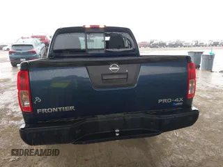 2019 Nissan Frontier SV z VIN 1N6DD0EV3KN871178, wystawiony jako IAAI lot #41214590 z przebiegiem 95 415 mil mil oraz . Historia ofert i sprzedaży dostępna na DreamBid. Obrazek 16.