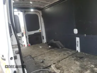 2018 Ford Transit Cargo с VIN 1FTYR2CG3JKB26615, выставлен на аукционе Copart как лот 55479515 с пробегом 74 934 миль миль и Списание • Salvage title. История ставок и продаж доступна на DreamBid. Изображение 10.